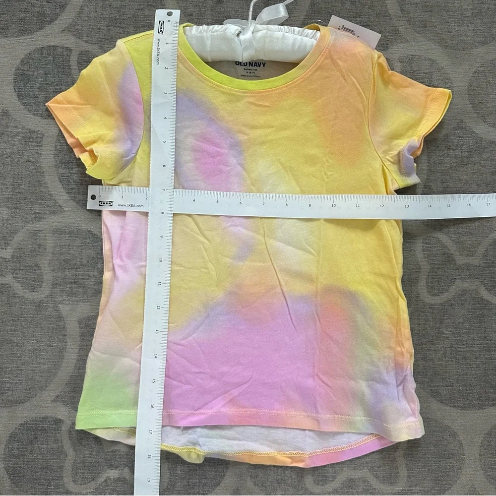 NWT Old Navy Tie-Dyed t-shirt child small 6/7